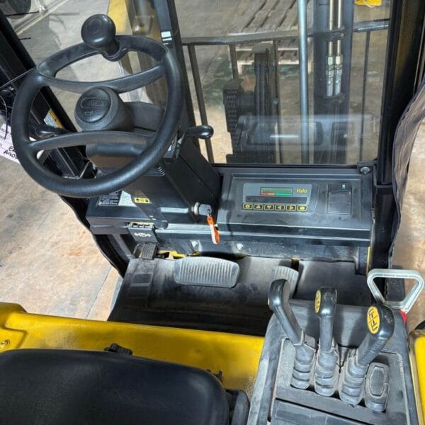 Yale ERC30 Electric Forklift
