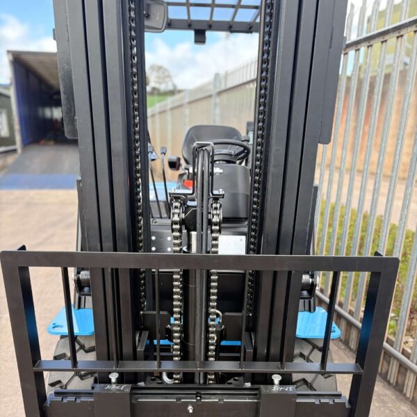 Hangcha XA430 Electric Forklift