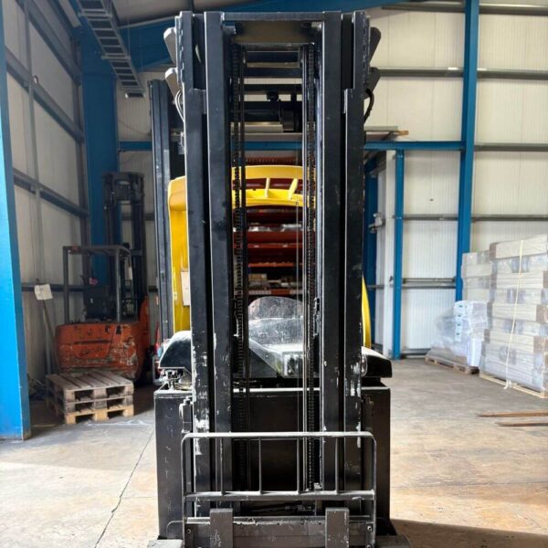 Caterpillar NR20K Electric Reach Truck