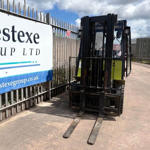 Clark CMP 25L Gas Forklift