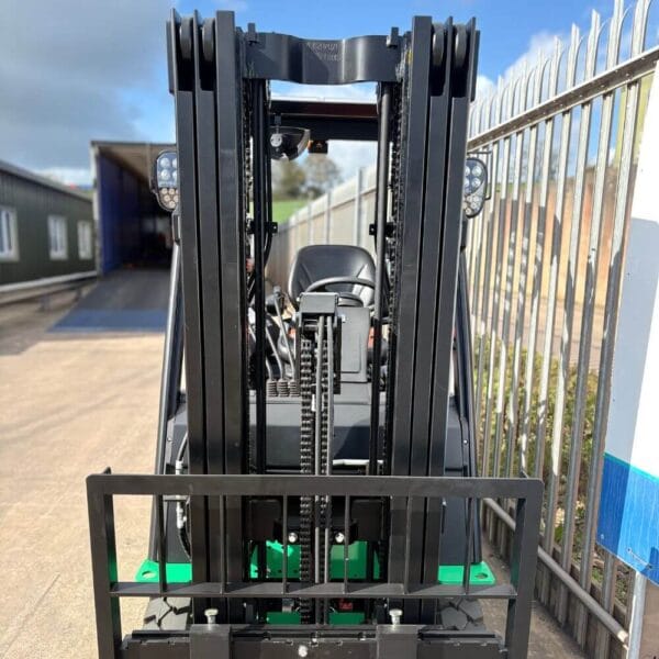 Hangcha XC315 Electric Forklift
